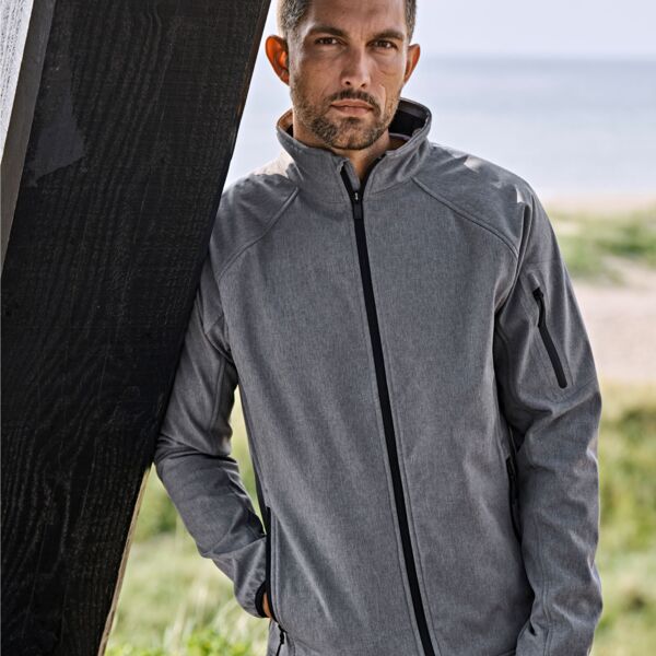 Men's Lightweight Performance Softshell Thumbnail